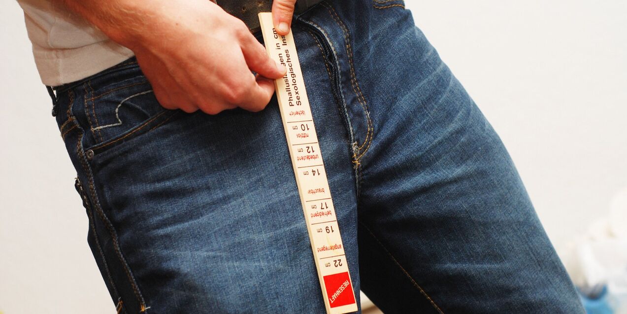 One measures the length of his or her member